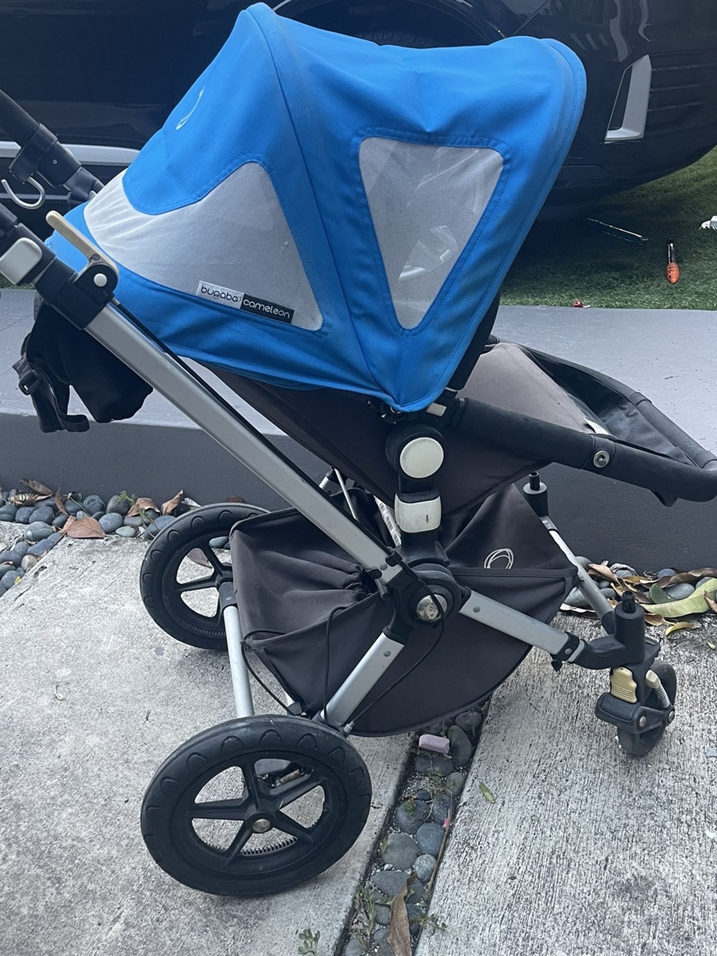 Folded Bugaboo Cam Cameleon Plush Bugaboo Stroller Canopy Storage