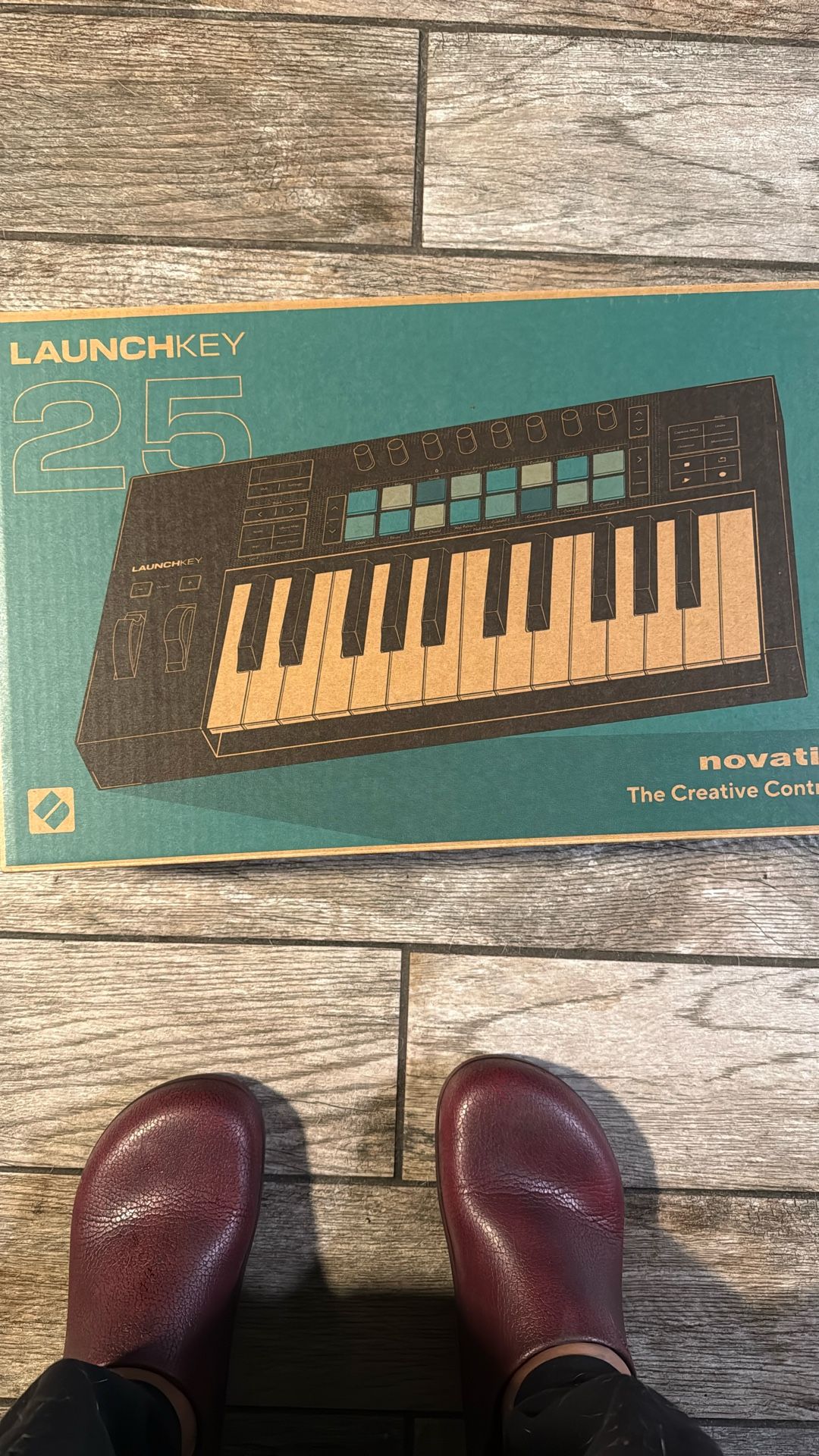 Launchkey Novation 25 (MK4)