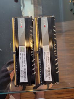 AVEXIR DDR4-2400 8GB sticks