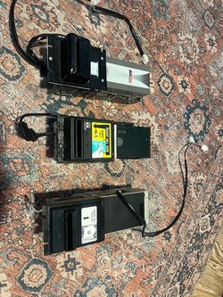 3 Bill Validators
