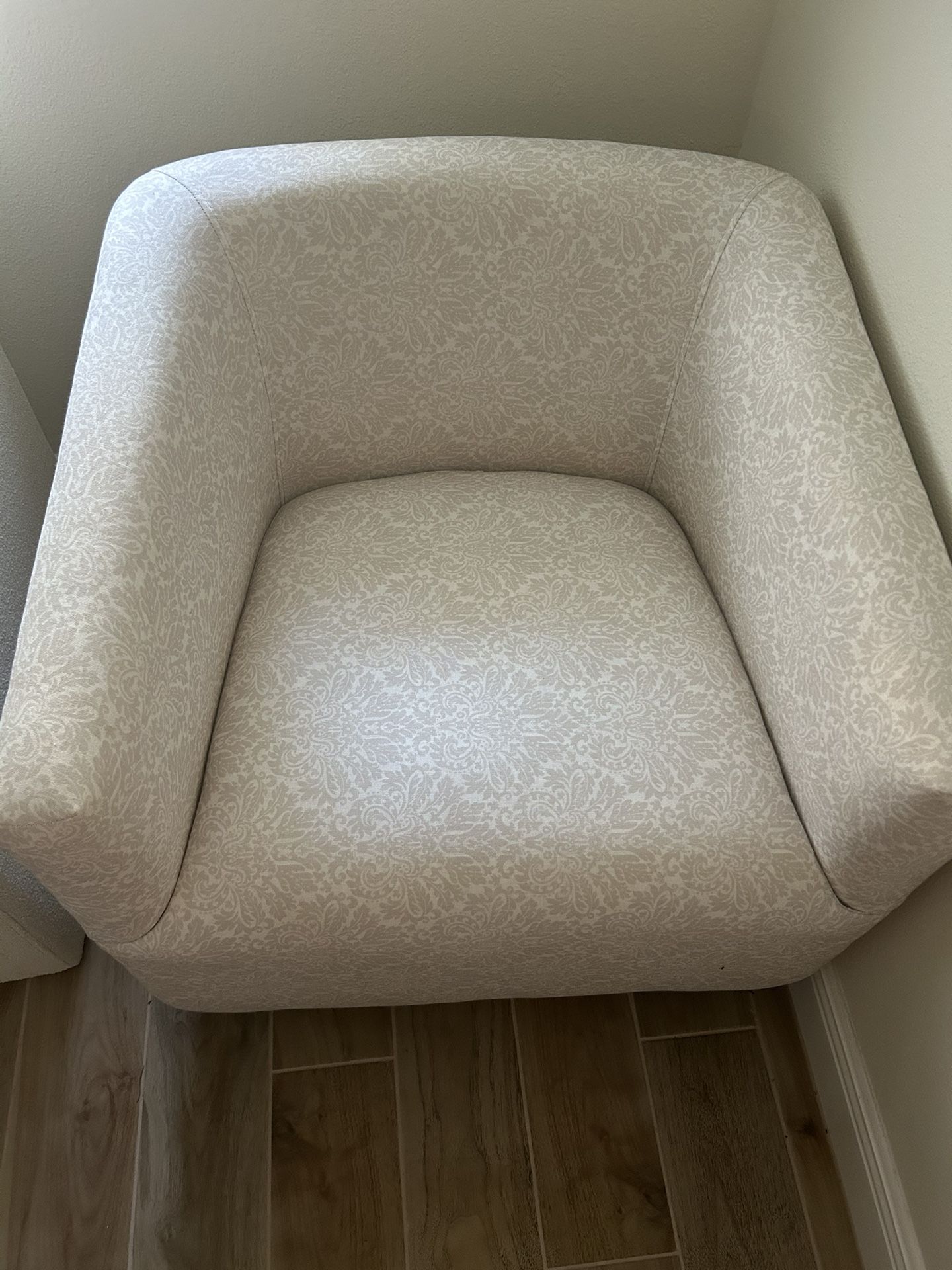 Lovely Sofa Chair