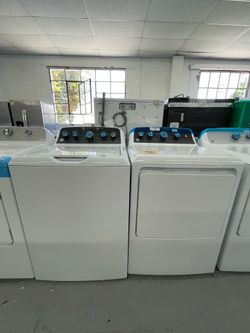 Ge Set Washer 4.5 Cu Ft Capacity and Dryer Gas