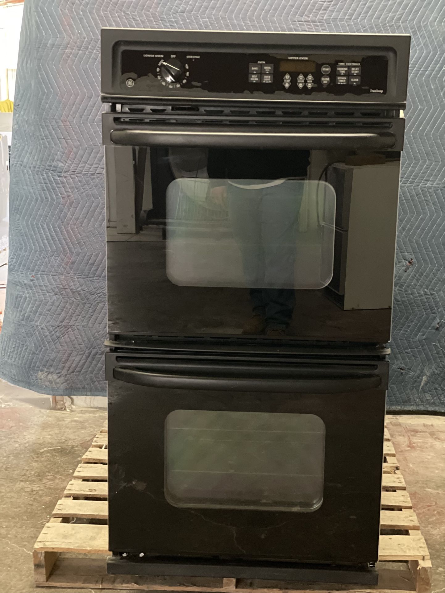 GE Double Wall Oven