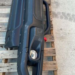 🛻 JEEP WRANGLER / GLADIATOR RUBICON STYLE STEEL FRONT BUMPER 🛻  💲 $699  • Heavy duty steel bumper • Includes fog lights • Red tow hooks • Off-road 