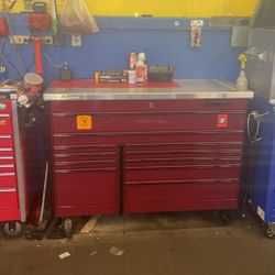 Snap On Tool Box With Custom Chrome Topper