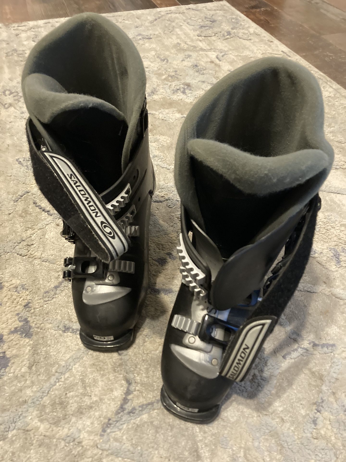 Salomon Ski Boots 
