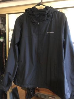 Women’s Columbia windbreaker