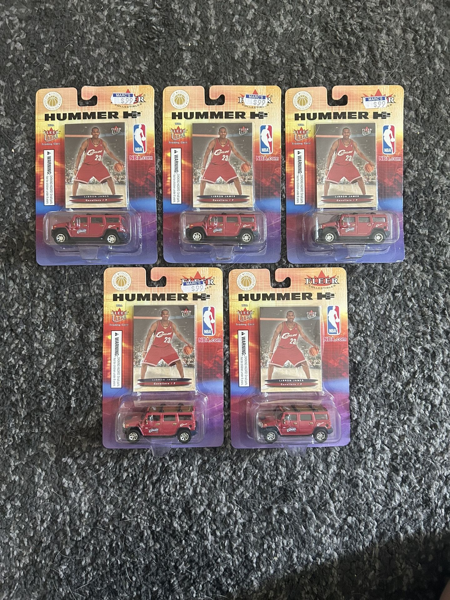 Hummer H2 Lebron FLEER Collectables Car + Trading Card OBO