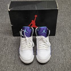 Nike Air Jordan 5 Retro Grape 2013 Size 8.5 136027-108 