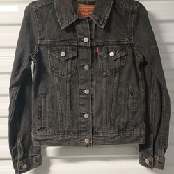 Levi’s Original Trucker Jacket Denim Jean Black Women’s Size XS NWT.


