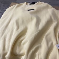 Fear of god essentials pullover brand new