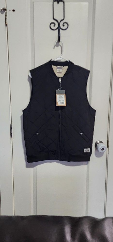 New Mens Small Northface Chuchillo Vest