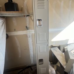 2 Doors Locker Industrial 