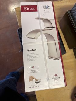 2 Pfister Venturi Brushed Nickel Bathroom Faucets – LF-042-VNGS