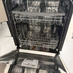 LG Dishwasher 