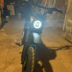 2025 Burromax 1600