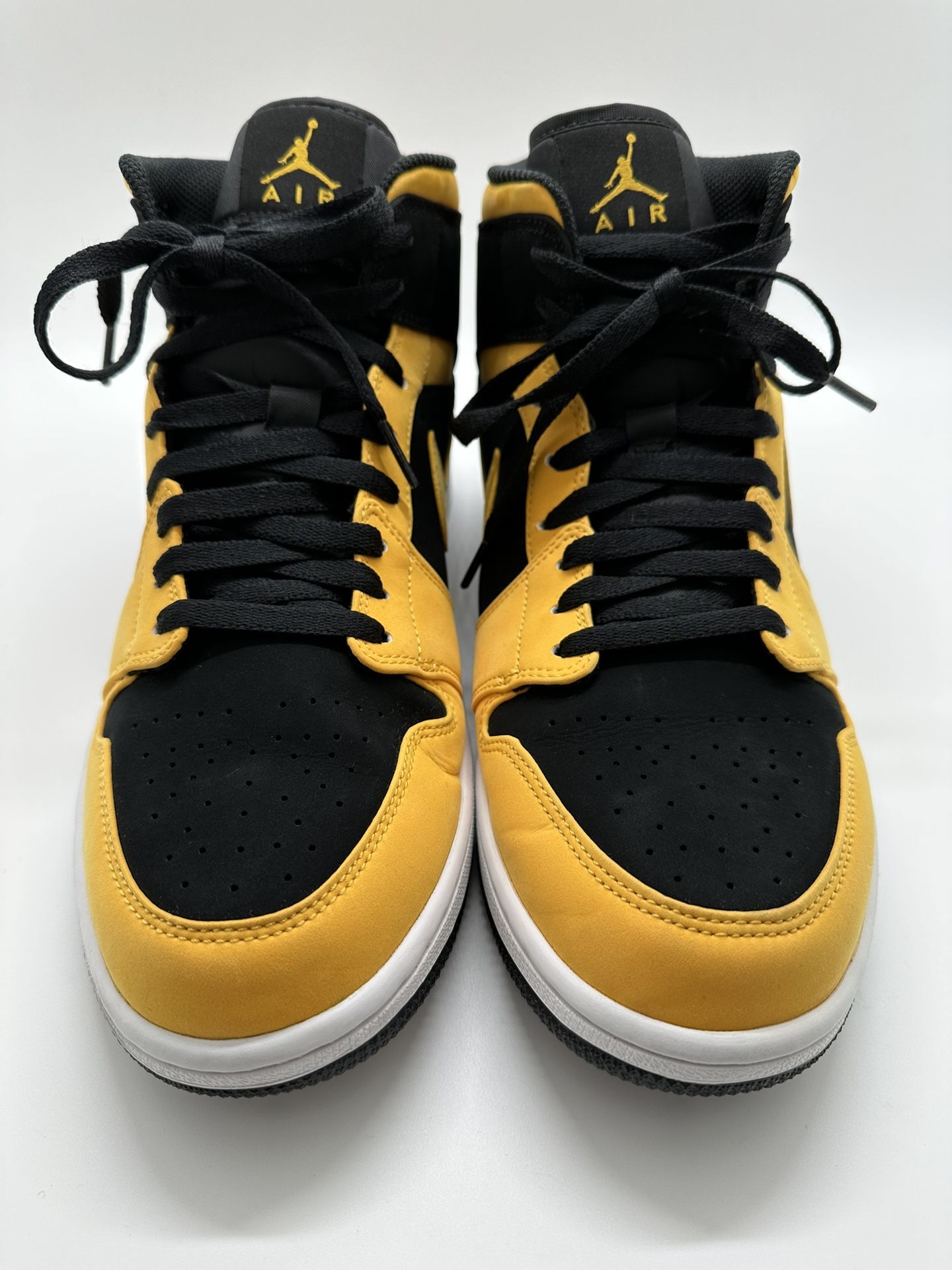 Nike Air Jordan 1 Retro Mid Reverse New Love Size 10 for Sale in Hawthorne CA OfferUp