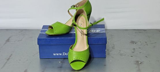Dolce Nome Matilda peep toe shoes sz 7 - new