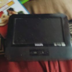 Phillips Potable DVD Player Omg See The $$