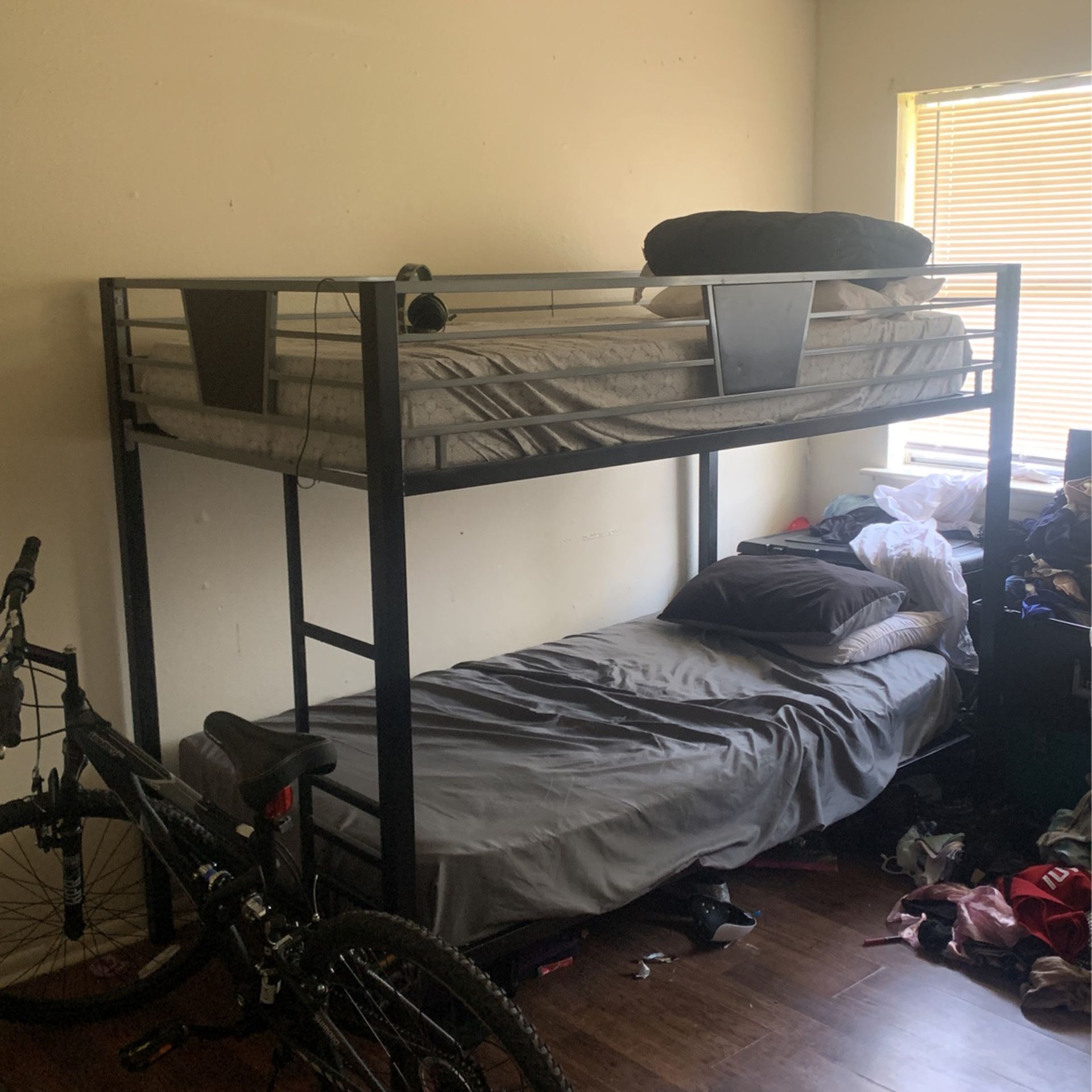 Twin Bed And Mattress For Sale 
