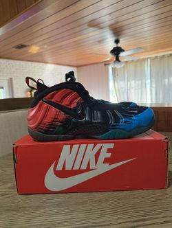 Nike Foamposite “ SPIDER-MAN “ 