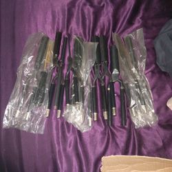 Brand New 12pc Marcel Irons And Pressing Comb