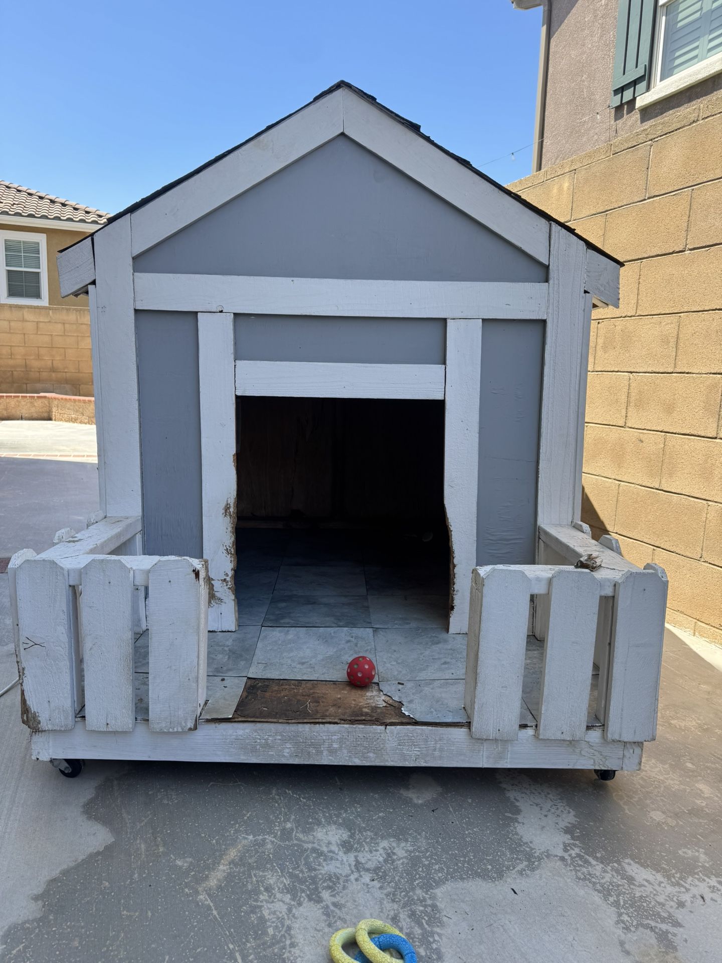 Huge Dog House