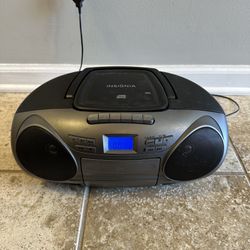 Insignia CD/Cassette Boombox w/ AM/FM Radio