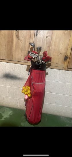 Red golf bag