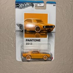 Hot Wheels Pantone Camaro 
