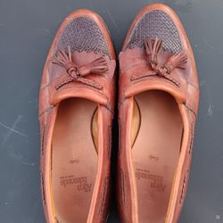 GORGEOUS Preowned Allen Edmonds Sz 10 Men Cody Tassle Loafers. MSRP $350


