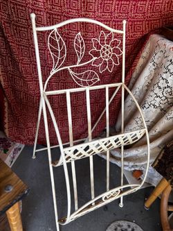 Shabby chic cottagecore antique white sunflower lattice design to row, magazine, or towel holder, fr