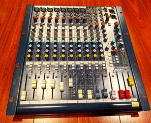 Soundcraft MFXi 8 Mixer