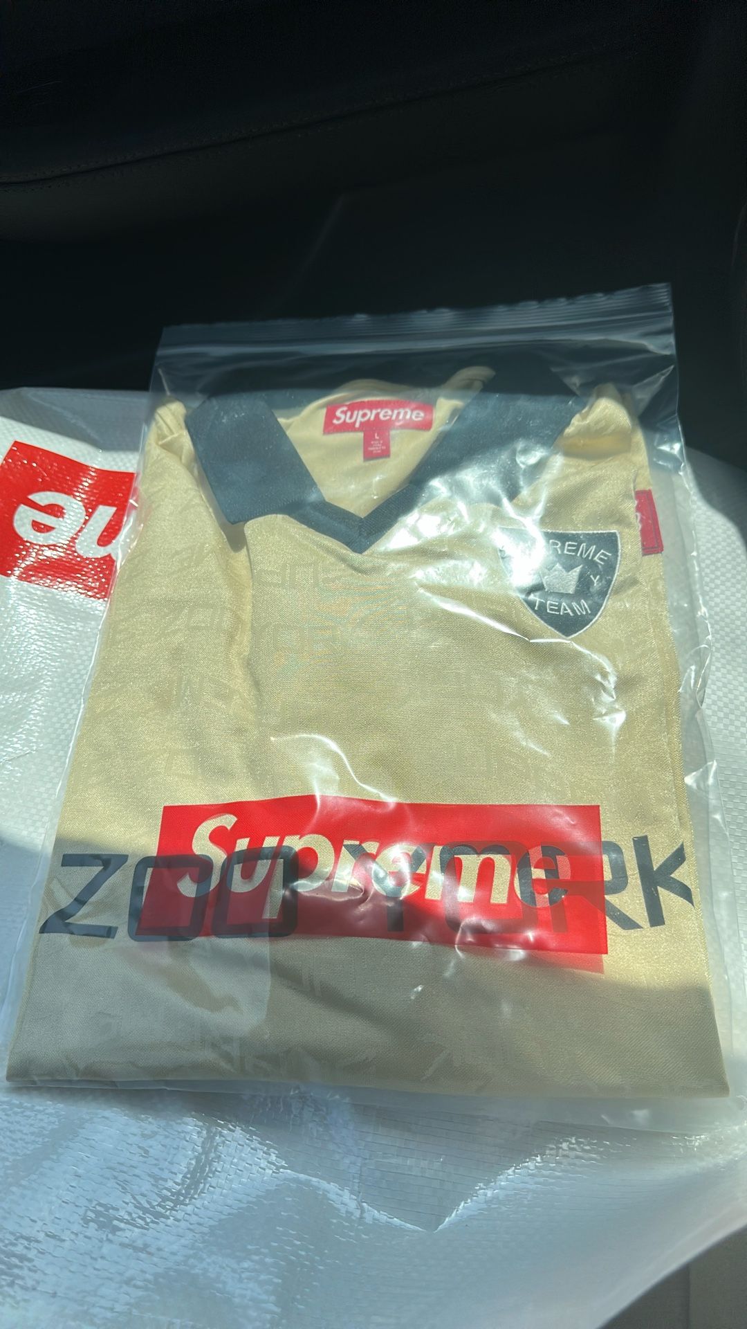 Supreme Zoo York