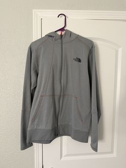 Grey NorthFace Size Medium Hoodie