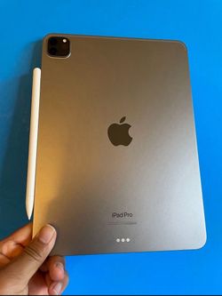 128GB Apple IPad Pro 11” 4th Generation (2022 Model / M2 chip ) with Keyboard, pen & Accessories (256gb /512GB) 