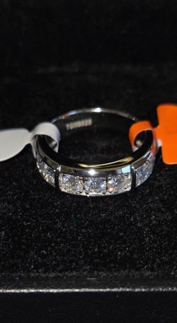 Half Eternity Ring Solid Silver & Moissanite