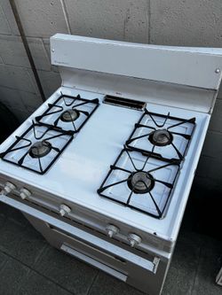 frigidaire stove