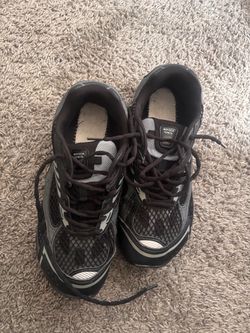Black bottega designer shoe