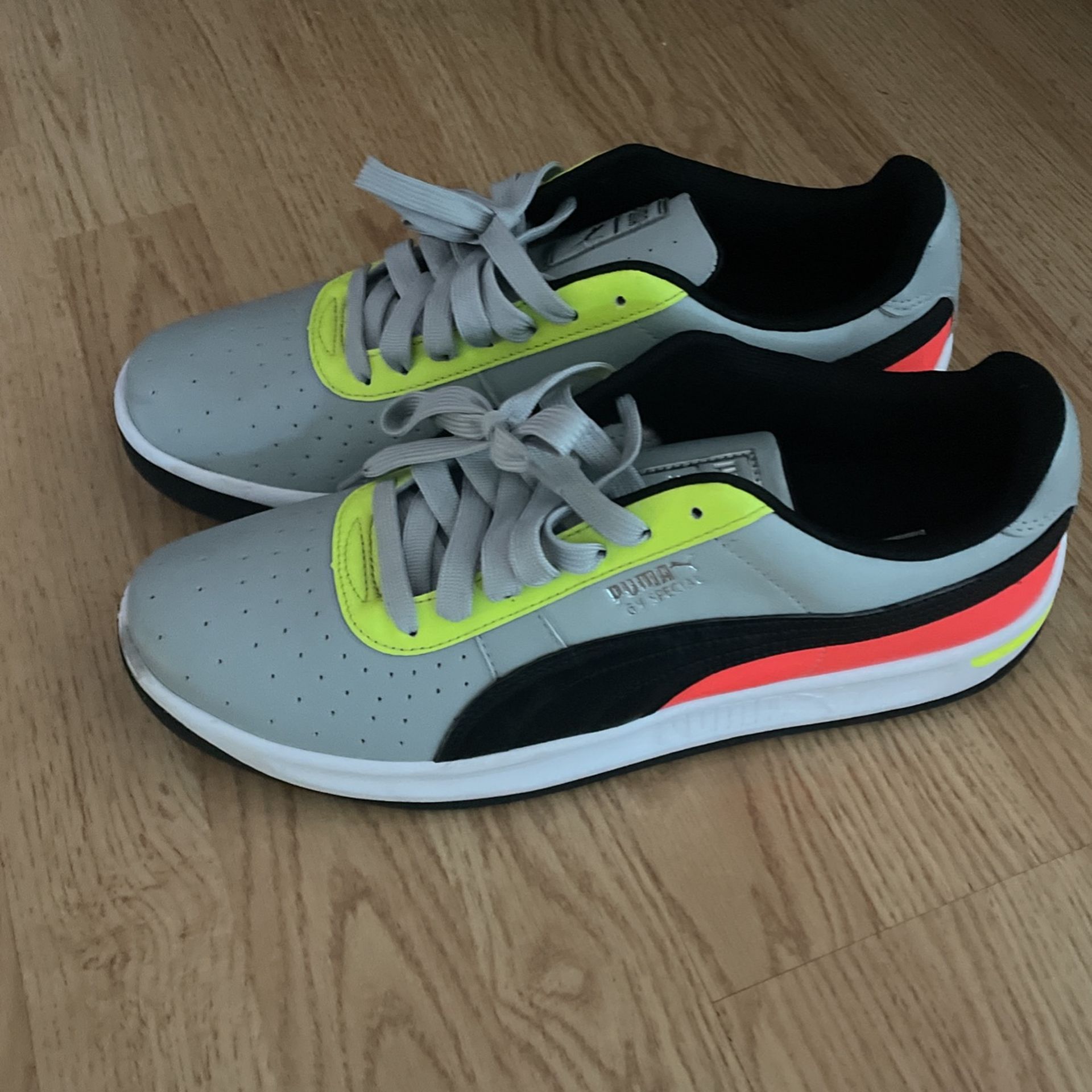 Men’s Puma Size 10