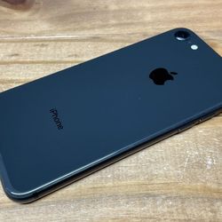 iPhone 8/Se 1st Generation, 64GB Unlocked