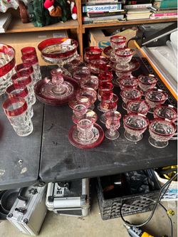 Tiffin glass king crown
