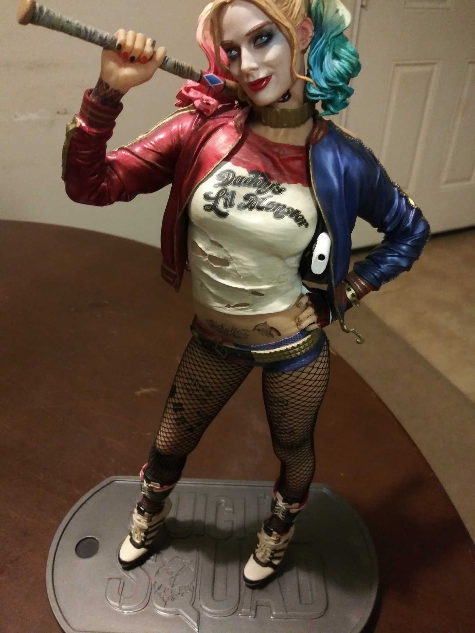 Harley Quinn Suicide Squad Figurine