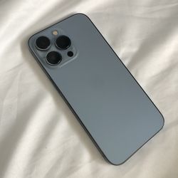 Iphone 13 pro Sierra blue