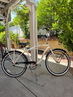 Bike SCHWINN 26"  $65