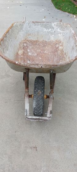 Wheel barrow