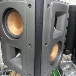 Klipsch Surround Speakers Pair Comes With Grill Cover 