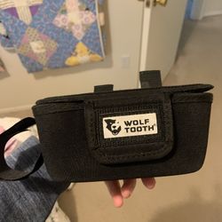 Wolf tooth Bike Handlebar Bag