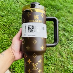 Brown Cup 