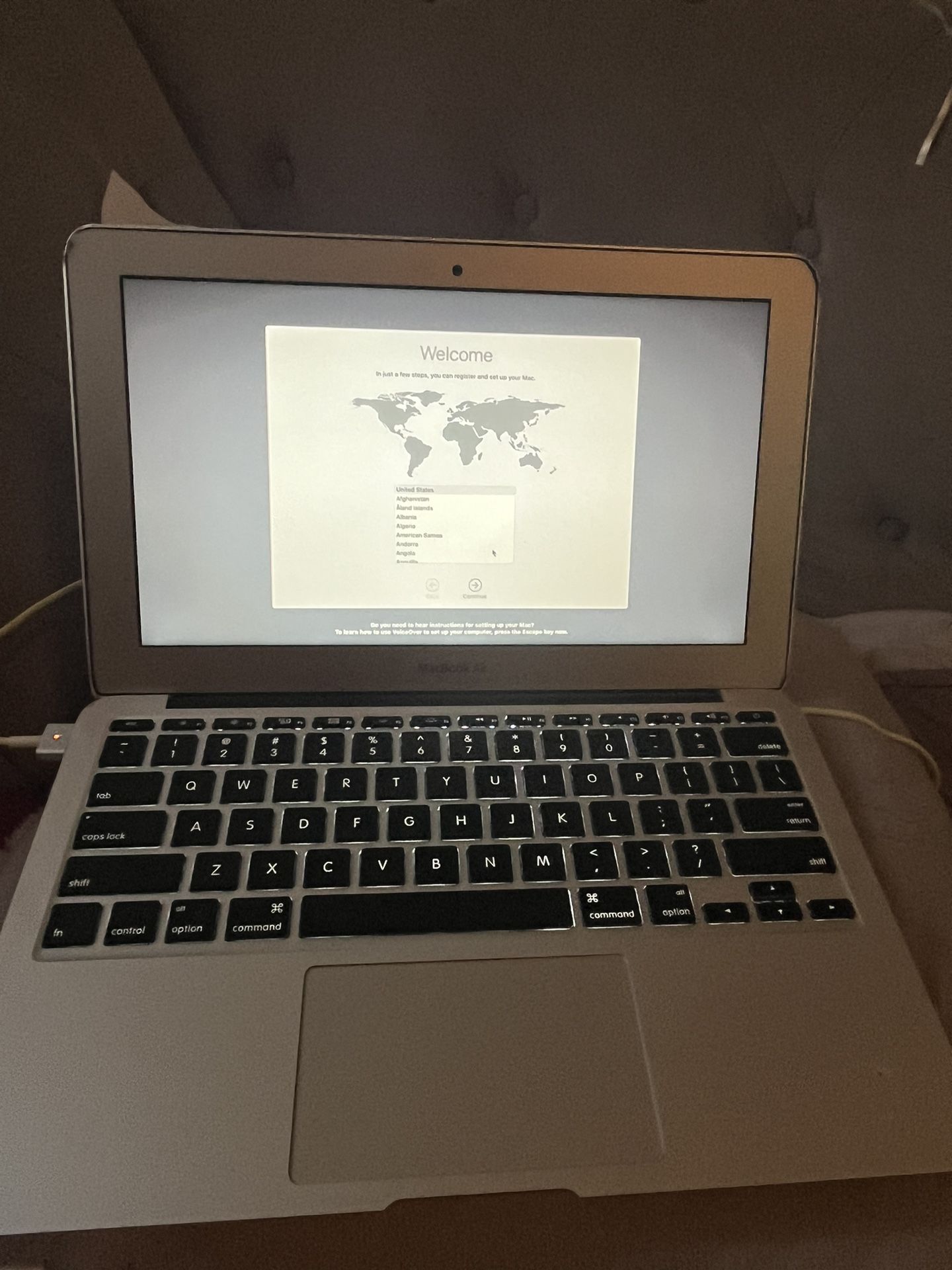 MacBook Air 2015 $180 Obo